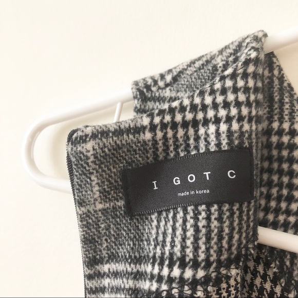 Plaid Dress - Picture 2 of 5